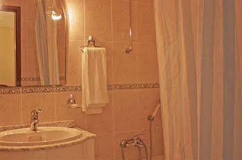 Wot Algarve Hotel